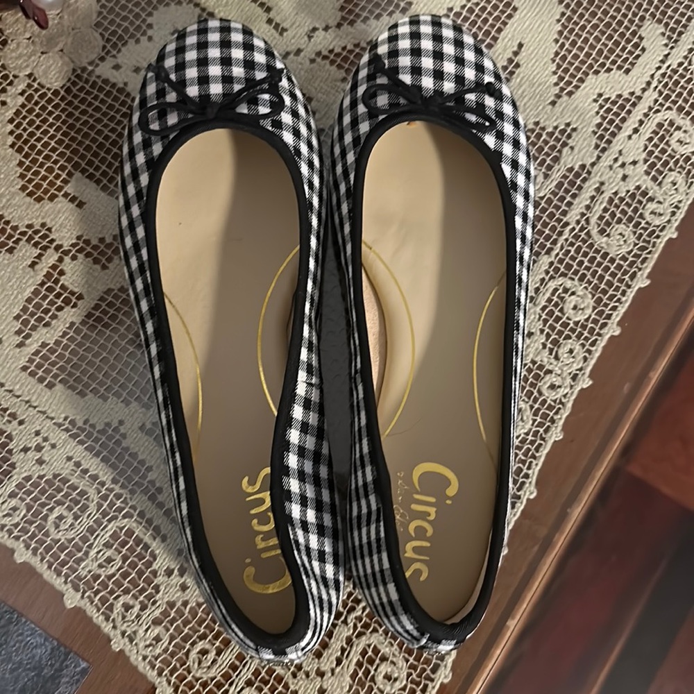 Circus by Sam Edelman checkered flats. Never worn.